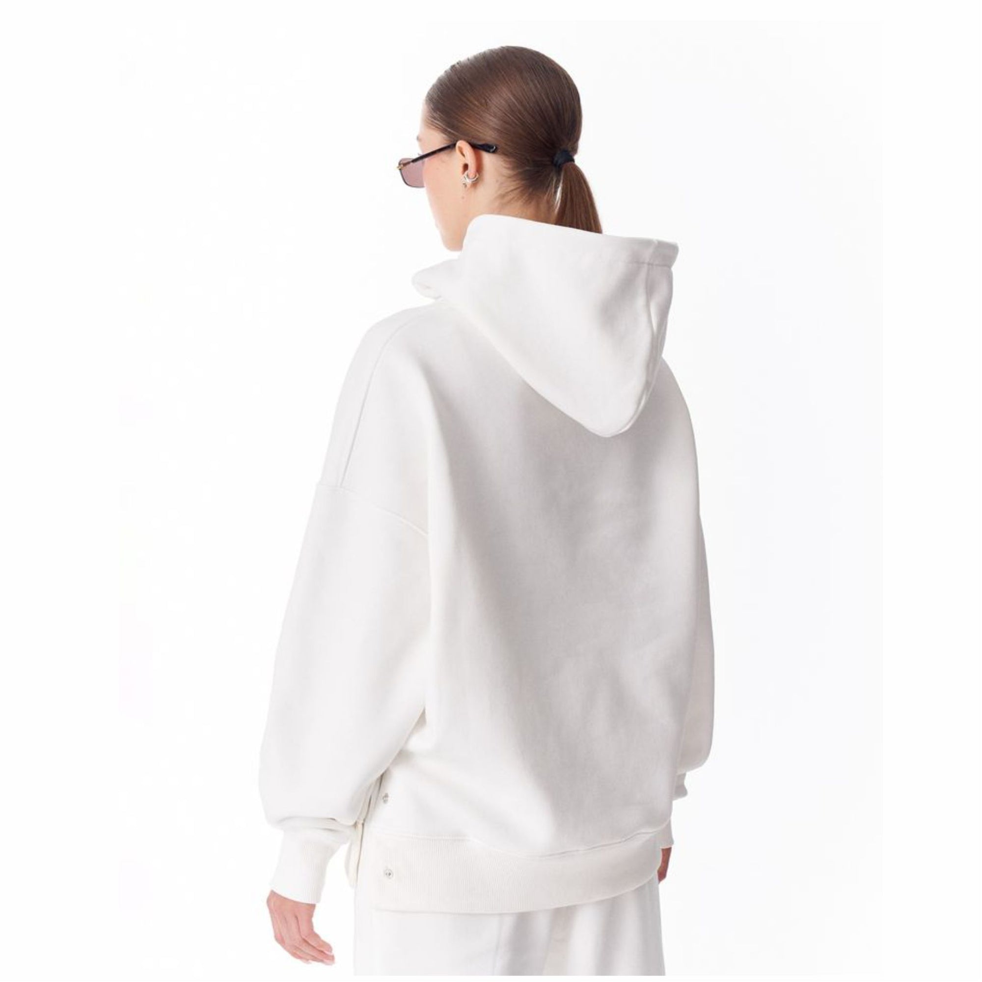 GREEN FLAG STUD SWEATSHIRT